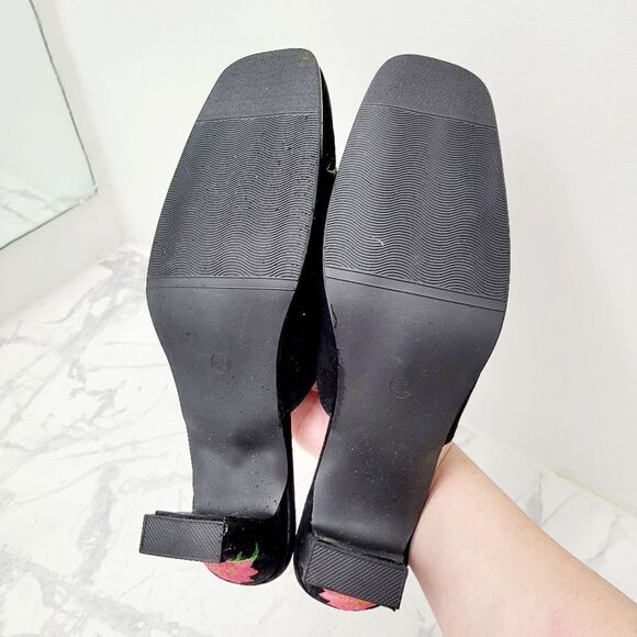 Vintage Y2K Asian Pattern Black Heels Shoes Size: 6.5US - Picture 7 of 8